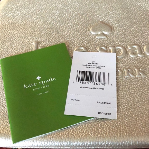 Large Kate spade zipper clutch with tassel - Picture 3 of 6